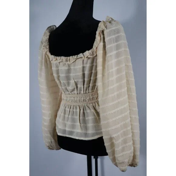 ASTR The‎ Label women's Cream Long-Sleeve Peplum Top XS  Ruffle Detail - Picture 4 of 12